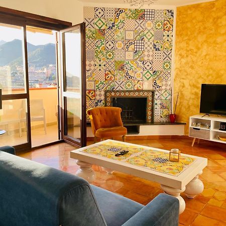 Donna Filomena Casa Vacanza Park Bougainville Salerno Exterior foto